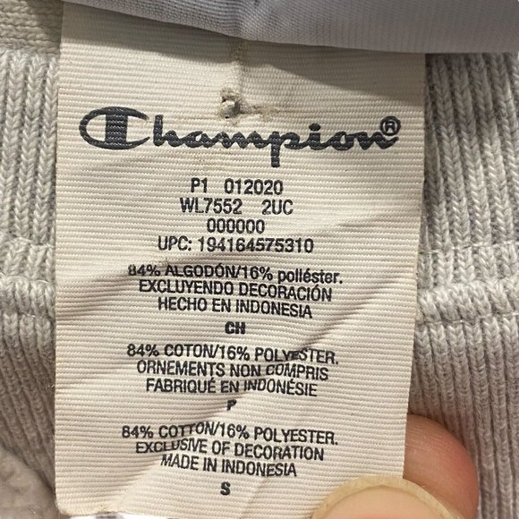 CHAMPION Sweatshirt White Solid Reverse Weave Crew Neck Logo Pullover SMALL - Picture 4 of 5